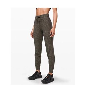 Lululemon Athletica ready to rulu olive heather pants